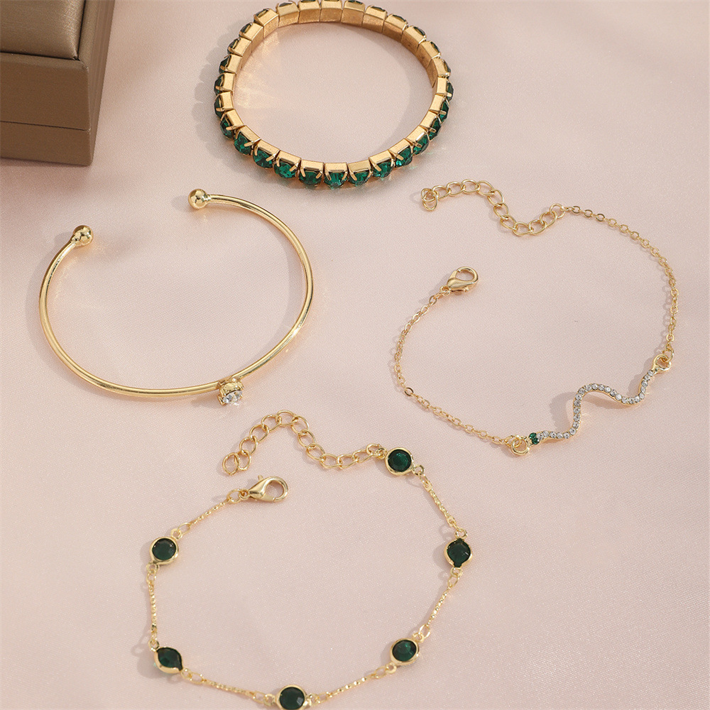 Green Diamond Stretch Bracelet Set