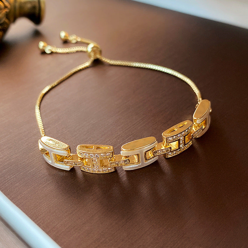 Zircon Inlaid Bracelet with Emerald Green Sparkle