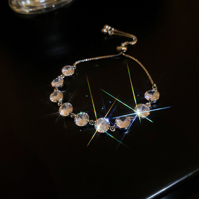 Zircon Inlaid Bracelet with Emerald Green Sparkle