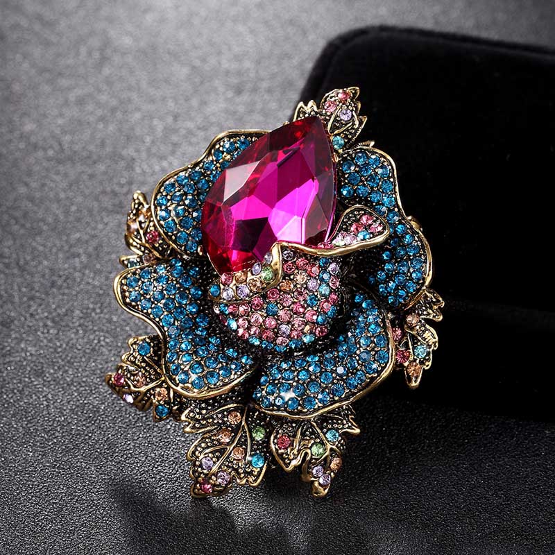 Rhinestone Floral Brooch - Vintage Crystal Accessory