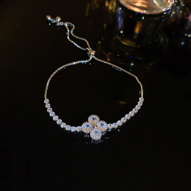 Zircon Inlaid Bracelet with Emerald Green Sparkle